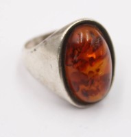 Auktion 370<br>875er Silber-Ring, Bernstein, &auml;lter, 9,2gr., RG 55/56