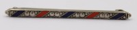 Auktion 370 / Los 1309 <br>Schmale Brosche mit Emaille, rot und blau, Silber getestet, L. 4,5 cm, 1,9 Gramm