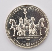 Auktion 370<br>1 Unze Feinsilber 999 M&uuml;nze Berlin - Deutschland, 31,5 Gramm