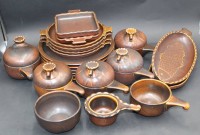 Auktion 370<br>22 Teile Fr&uuml;hst&uuml;cks bzw. Fischservice "Melitta" Friesland, 6x Suppentassen (1x ohne Deckel, einige minim. bestossen) 2  l&auml;ngliche Platte, 1x mit Fischdekor, 2 eckige Beilagenteller, 4 runde Teller, 2 Schalen, 6 Essteller