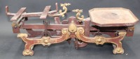 Auktion 370 / Los 16044 <br>kl. Marktwaage (bis 3 kg), Gusseisen, L-40 cm