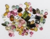 Auktion 370 / Los 1367 <br>Konvolut div. Turmaline, ca. 20ct