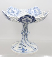 Auktion 370<br>Tafelaufsatz, Stadt Meissen, Zwiebelmuster, ca. H-21,5cm D-23,5cm