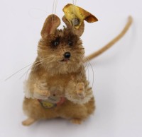 Auktion 370<br>Steiff-Maus Pieps, kompl., Nr. verwaschen, ca. H-8,5cm