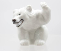 Auktion 370<br>kl. Eisb&auml;r, Royal Copenhagen, Modellnr. 233, Entw. Knud Kyhn, ca. H-7,8cm