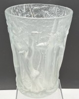 Auktion 370 / Los 10054 <br>grosse Vase  Art Deco  von Josef Inwald  "Waldb&auml;ume" H-26 cm, D-19 cm, Standring mit Abplatzer