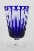 Auktion 370<br>&Uuml;berfangvase auf Stand, 60/70er Jahre, ca. H-15cm