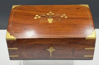 Auktion 370<br>gr. Holz-Schmuckkasten mit Messingapplikationen, Schl&uuml;ssel, H-9 cm, 22,5x15 cm