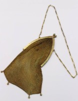 Auktion 370<br>antike Kettentasche, wohl Messing, 2 blaue Steine, ca. 16 x 10,5cm, Altersspuren