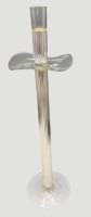 Auktion 370<br>hoher Kerzenhalter "Rosenthal", versilberter Stand mit Glasmontur, signiert Michael B&ouml;hm, H-42 cm