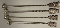 Auktion 371 / Los 11004 <br>4x lange Silber-900- Cocktail-L&ouml;ffel mit kolumbianische 25 Centavos Silberm&uuml;nzen, ab 1914-1934, L-22 cm, 94 gr.
