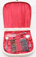 Auktion 371<br>Kaffeebesteck f&uuml;r 6 Personenen, Nica 100, Rosenmuster, in Kasten, 16 Teile