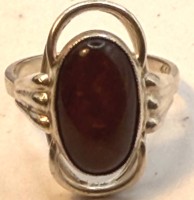 Auktion 371<br>Silberring-900- mit Bernstein, RG 54, 2,8 gr