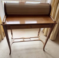 Auktion 371 / Los 14010 <br>kl. Damenschreibtisch mit Rolldeckel