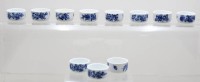 Auktion 371<br>11x Gew&uuml;rzsch&auml;lchen, Meissen, Schwertermarke, Blaue Blume, meist 1. Wahl, 3x 2 Schlaifstriche, ca. H-2,5cm D-5cm