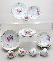 Auktion 371<br>6x Kaffeegedecke, Meissen, Schwertermarke, Rote Rose, Schwanenhals, Pfeiferzeit, ca. H-7,3cm
