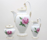 Auktion 371<br>Kaffeekern, Meissen, Schwertermarke, Rote Rose, Schwanenhals, Pfeiferzeit, ca. H-29,5cm