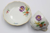 Auktion 371<br>Mokkatasse, Meissen, Schwertermarke, 1. Wahl, ca. H-5,4cm