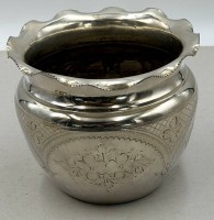 Auktion 371 / Los 11035 <br>kl. Blumen&uuml;bertopf, plated, England, H-12 cm, D-14 cm