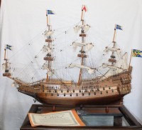 Auktion 371<br>gr. aufwendiges Schiffsmodell der "WASA", anbei Zertifikat, ca. H-80cm L-95cm B-18cm, kein DHL Versand m&ouml;glich!