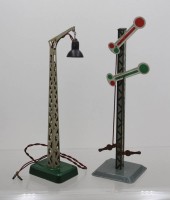 Auktion 371<br>Bahnlampe und Signal, 1x Kibri gemarkt, ca. H-26cm
