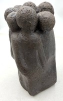 Auktion 371<br>Anne-Gret Winkler (1944 - 2018) ,  moderne Skulptur "Gruppe" braune Terrakotta, H-ca. 20 cm