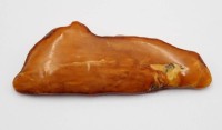 Auktion 371<br>Brosche, Bernstein, &auml;lter, 10,6gr.,  ca. 3 x 9cm