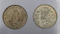 Auktion 371 / Los 6028 <br>2x M&uuml;nzen, 2,5 Gulden, 1961 u. 1966, Silber, zus. 29,5gr.