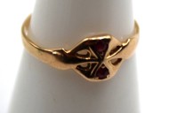 Auktion 371<br>feiner Goldring um 1900, Gold um 14 K gepr&uuml;ft, 2 kl. Rubine, ca. 1,4gr., RG 52/53