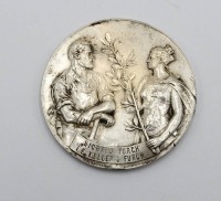 Auktion 371 / Los 6043 <br>runde Medaille, Berliner Gewerbe-Ausstellung von 1896, Ernst Westphal und gepr&auml;gt von Max Haseroth, Silber, ca. 48,9gr.