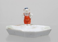 Auktion 371<br>kl. Nippes-Ascher, ca. H-4cm B-7,5cm