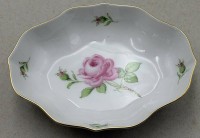 Auktion 371<br>ovale Schale "Meissen" Rote Rose, 1.Wahl, 15x12 cm