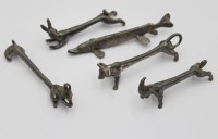 Auktion 371<br>Konvolut Messerb&auml;nke, fig&uuml;rlich, Zinn, 1x besch&auml;digt,  ca. L-10cm