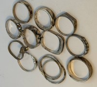Auktion 371<br>11x  div. kl. Silberringe, hpts. 925-, ca. 23 gr