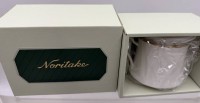 Auktion 371<br>Deckeldose (Zuckerdose) von Noritake, neu in OVP, H-13 cm