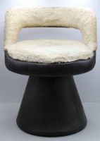 Auktion 371 / Los 14019 <br>Stuhl, 70er Jahre, ca. H-65cm Sh- 44cm, Gebrauchsspuren