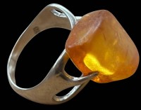 Auktion 371<br>Silberring-925- mit Naturbernstein, RG 57, 4,8 gr