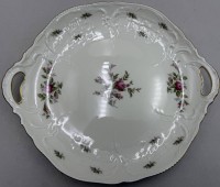 Auktion 371<br>Kuchenplatte "Rosenthal" Form Moliere, Dekor Moosrose, D-30 cm