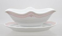 Auktion 372<br>Sauciere, Hutschenreuther, Maria Theresia Windsor Rose, ca. H-8,5cm B-ca. 21,5cm