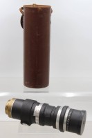 Auktion 372<br>Meyer-Optik G&ouml;rlitz Teleobjektiv, Telemegor 1:5.5 /400, Lederk&ouml;cher, Altersspuren