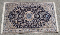 Auktion 372 / Los 13002 <br>Teppich, Nain, Iran, guter Zustand, ca. 120 x 200 cm