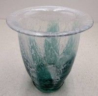 Auktion 372<br>WMF Ikora Glas Vase seltene Form und Farbe , H-14,5 cm
