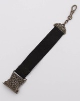 Auktion 372<br>Uhren-Chatelaine, 800er Silber, monogramm "AK",  datiert 1927, L-16cm