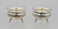 Auktion 372<br>Paar gr. Gew&uuml;rzschalen, Victoria Astral, versilbert, Glaseins&auml;tze, ca. H-4,5cm D-6,3cm