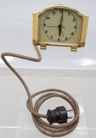 Auktion 372 / Los 2048 <br>elektrische Mauthe Synchron Tischuhr , 30/40er Jahre, Funktion nicht gepr&uuml;ft, ca. H-10,5cm B-13cm