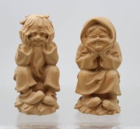 Auktion 372 / Los 15055 <br>2x Holzfiguren, Blasner Augusto , Italien, ca. H-11cm