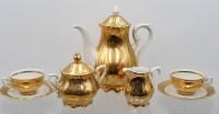 Auktion 372<br>Mokka-T&ecirc;te-&agrave;-T&ecirc;te, P.S. Bavaria, vergoldet,  Kanne H-18cm, Tassen H-4cm