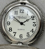 Auktion 372<br>Quartz HTU "Neptunus" Deckel mit Golfspieler-Relief, Werk nicht gepr&uuml;ft