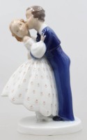 Auktion 372<br>Figurengruppe "Hans und Trine", Bing und Gr&ouml;ndahl, Modellnr. 2162, Entw. Claire Weiss,
