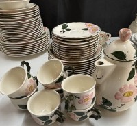Auktion 372<br>Kaffeeservice "Villeroy&amp;Boch" Wildrose, 29 Teile, Kaffeekanne, 7 Tassen, 11 U.T., 10 Kuchenteller